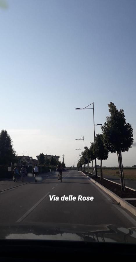 Delle Rose Apartment Eraclea Mare Exteriör bild