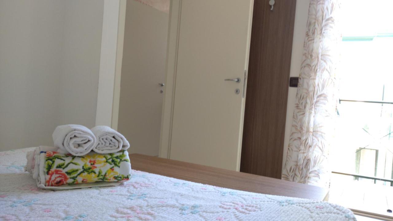 Delle Rose Apartment Eraclea Mare Exteriör bild